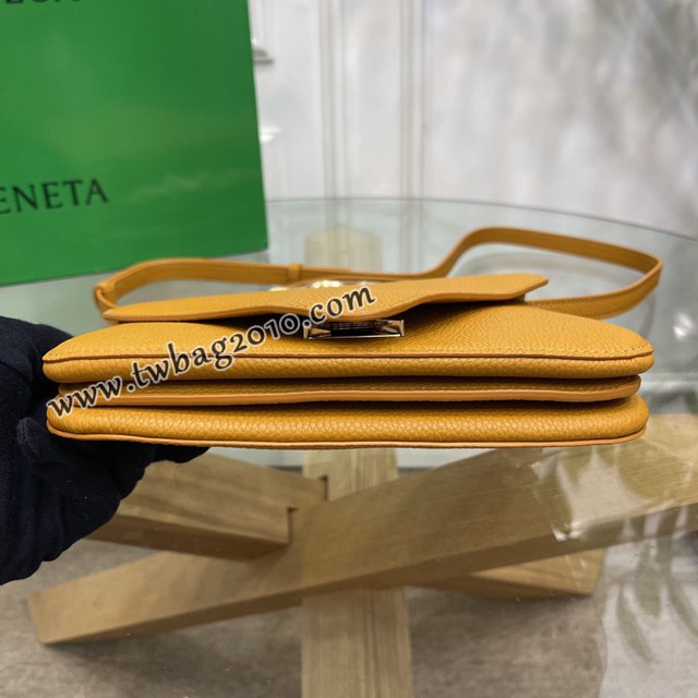 Bottega veneta高端女包 KF0021 寶緹嘉金棕色荔枝紋肩背女包 BV2021新款V字蓋頭鏈條女包  gxz1334